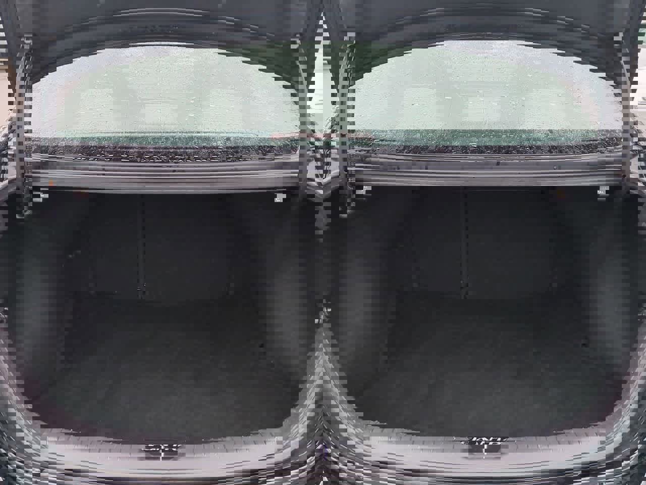 Used 2017 Hyundai Elantra Value Edition image 32