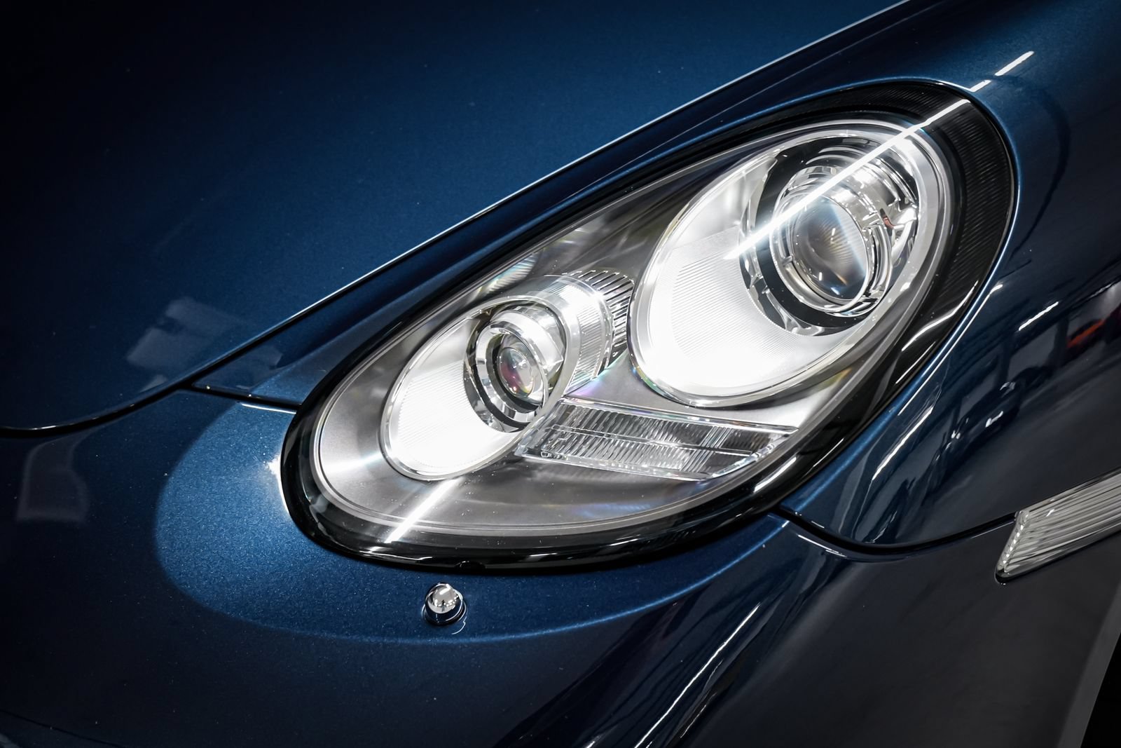 Used 2012 Porsche Cayman R RWD image 30