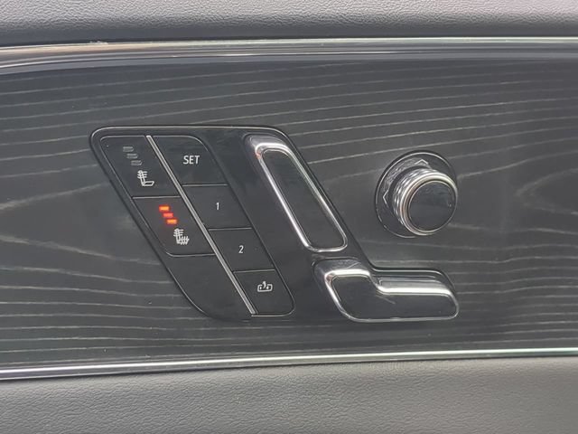 Used 2024 Cadillac Lyriq Sport RWD image 23