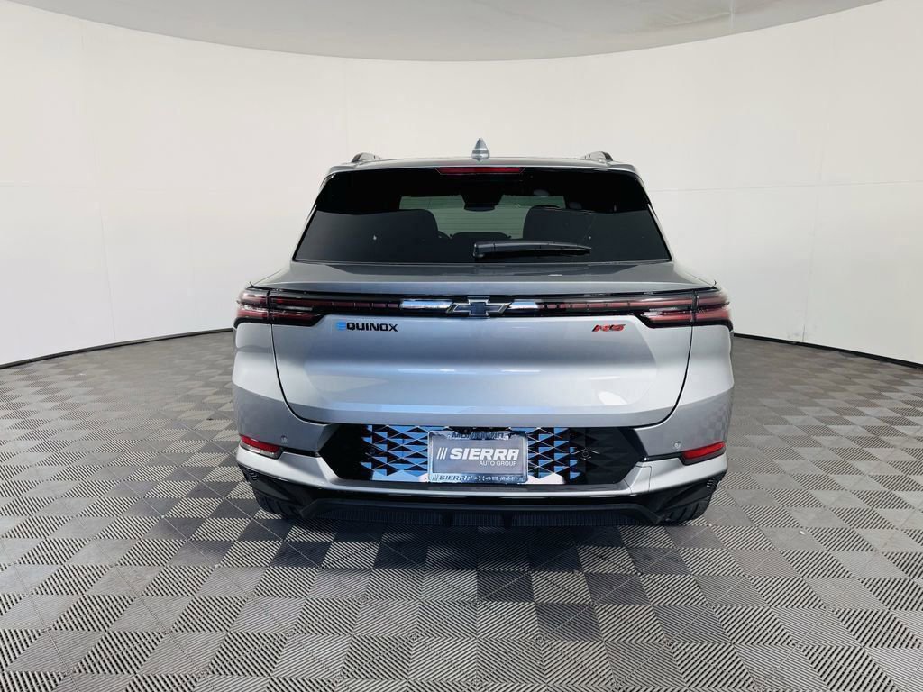 Used 2025 Chevrolet Equinox EV RS image 23