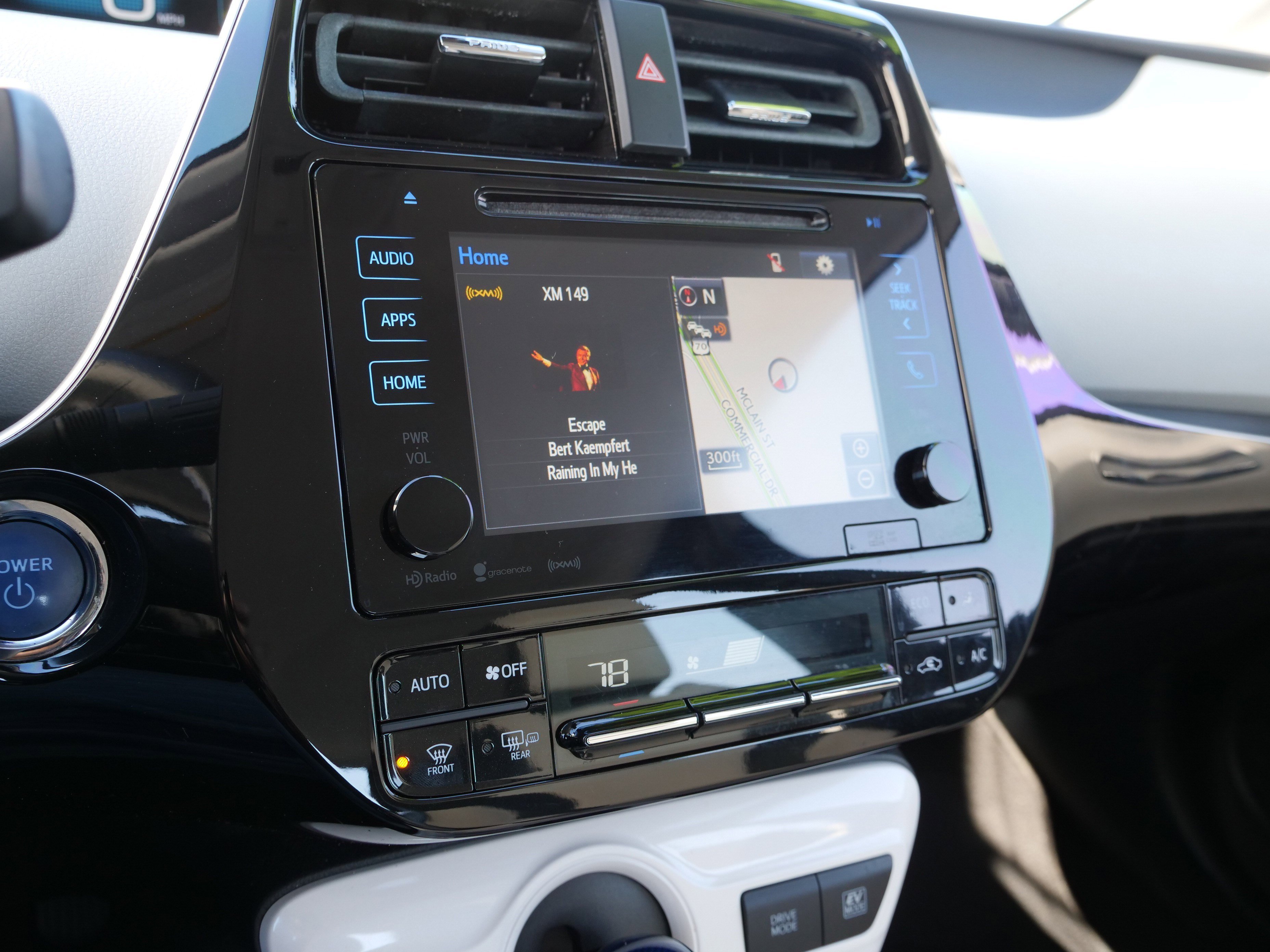 Used 2016 Toyota Prius Four image 23