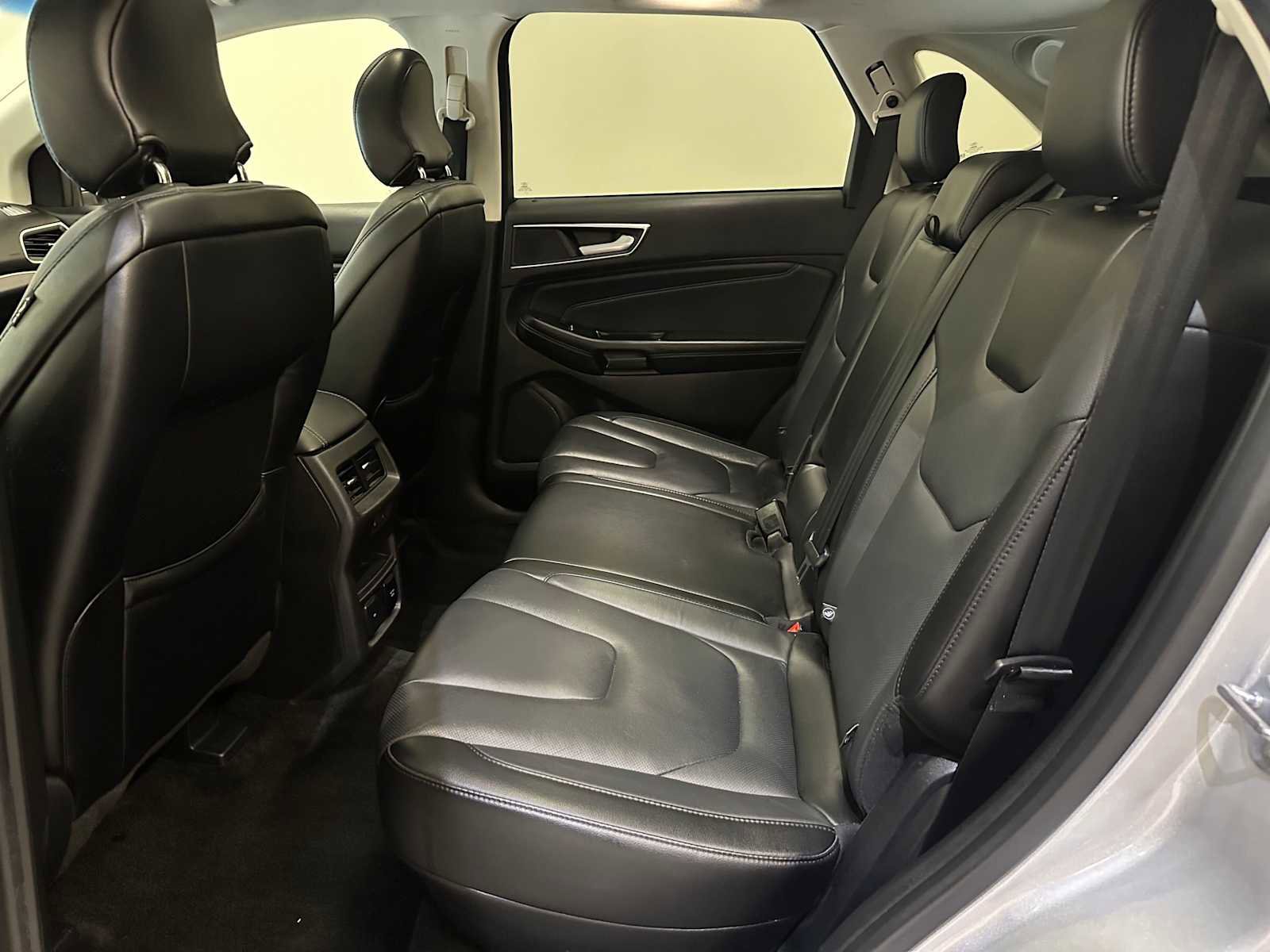 Used 2017 Ford Edge Titanium w/ Canadian Touring Package image 33