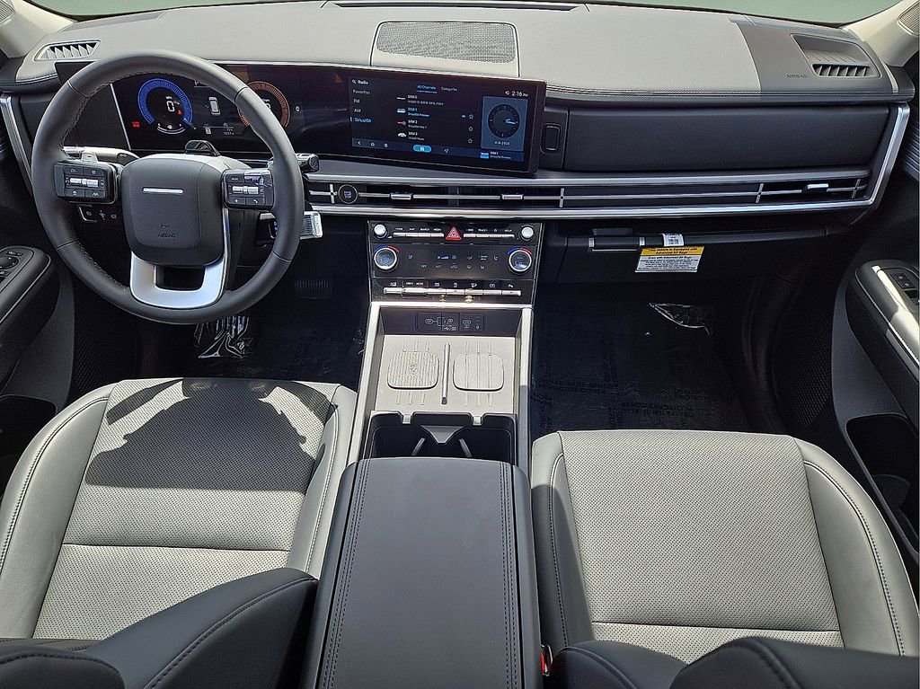 Used 2026 Hyundai Santa Fe SEL image 16