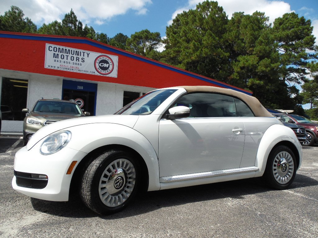 Used 2014 Volkswagen Beetle 1.8T image 2