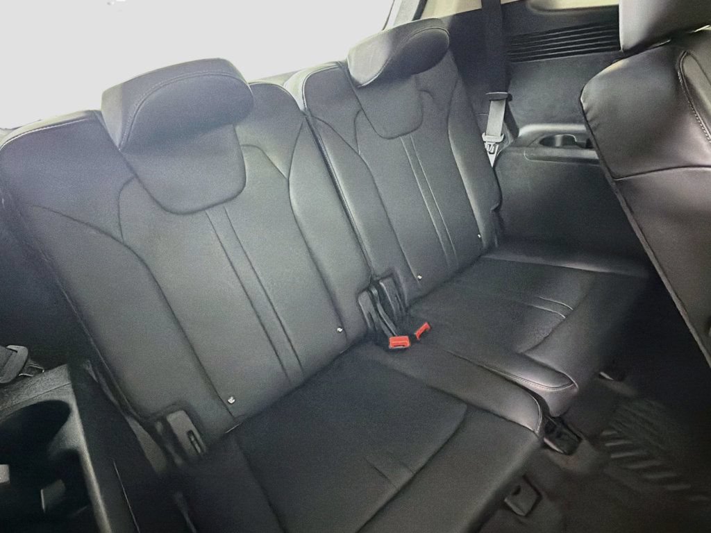 Used 2023 Kia Sorento EX AWD/4WD image 27