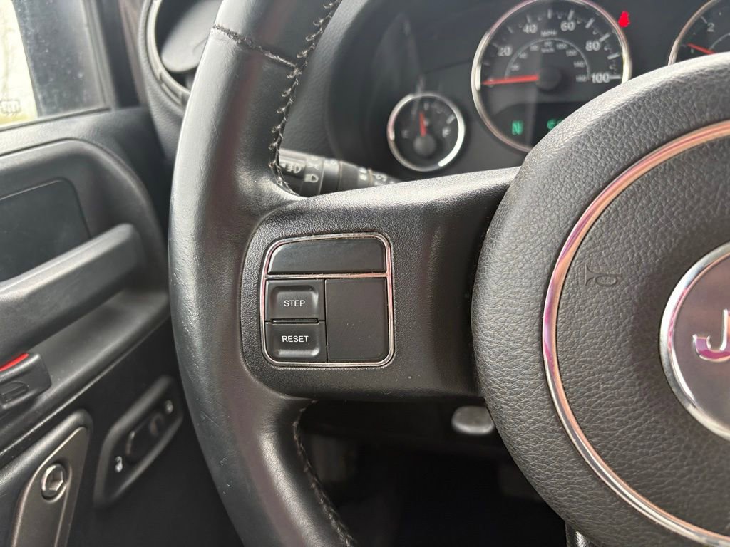 Used 2014 Jeep Wrangler Sport w/ Quick Order Package 24S AWD/4WD image 15