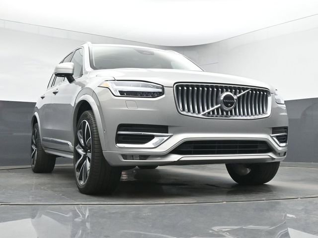 Used 2023 Volvo XC90 B6 Plus w/ Protection Package Premier AWD/4WD image 11