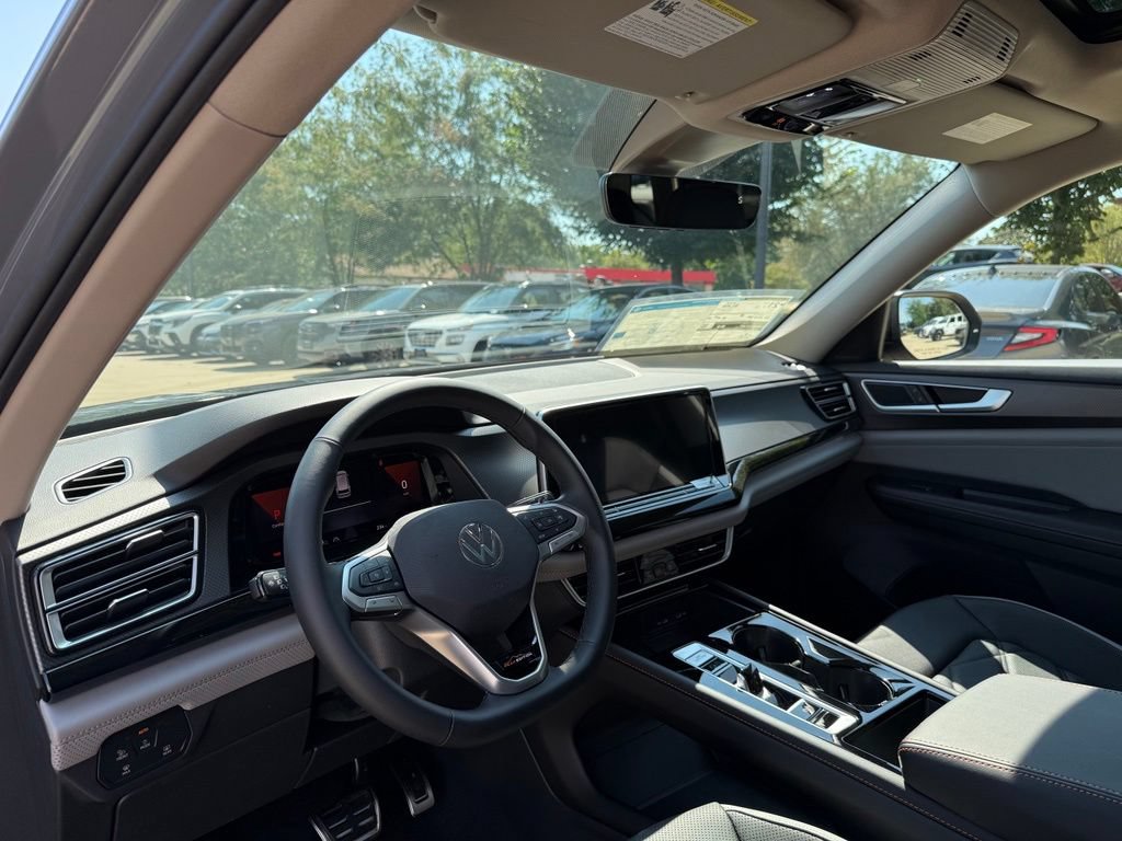 New 2026 Volkswagen Atlas Peak Edition AWD/4WD image 4