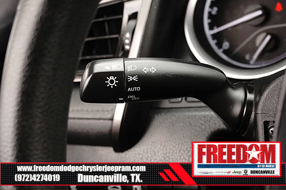 Used 2022 Toyota Camry LE image 27