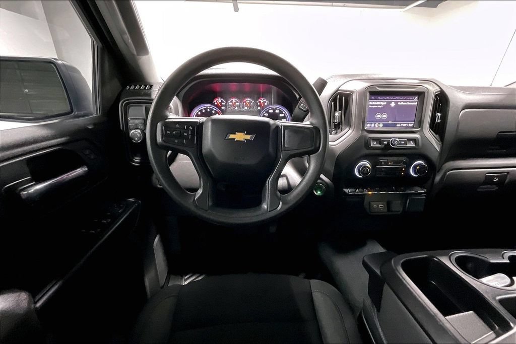 Used 2026 Chevrolet Silverado 1500 Custom RWD image 6