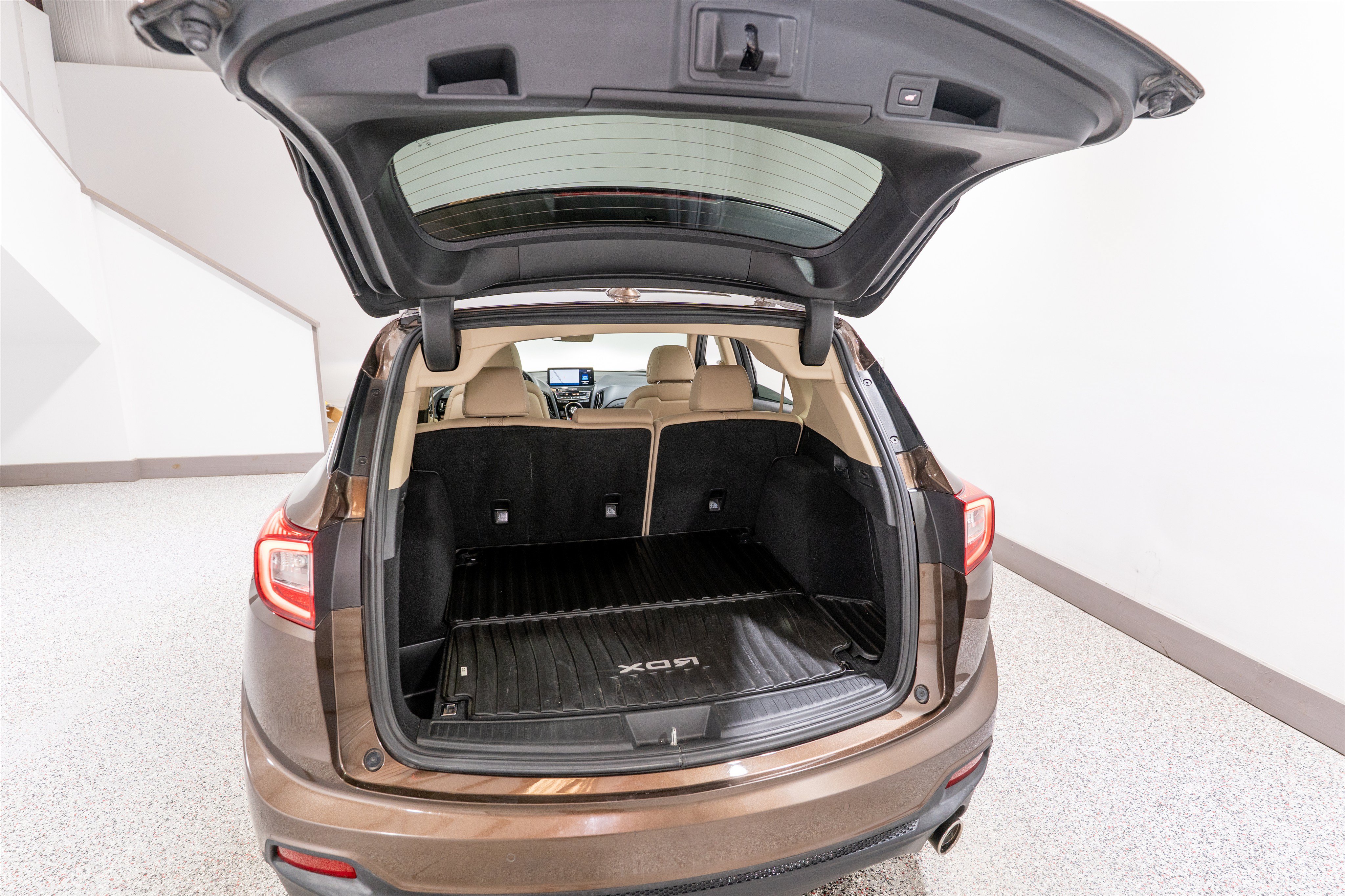 Used 2019 Acura RDX w/ Technology Package FWD image 35