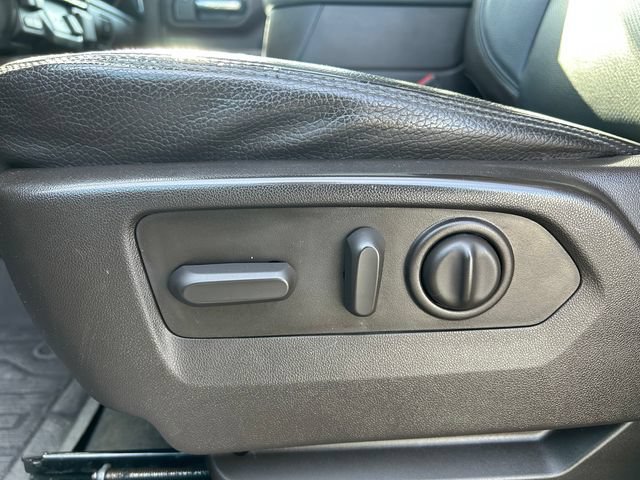 Used 2022 GMC Sierra 3500 Denali w/ Denali Ultimate Package AWD/4WD image 53