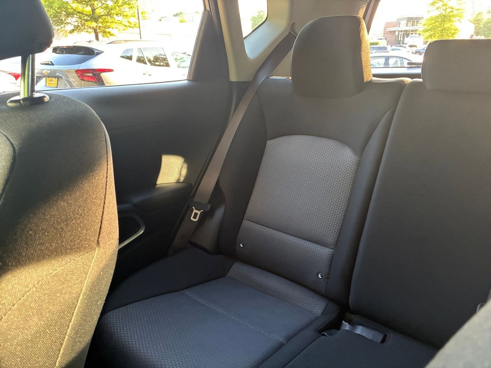 Used 2025 Kia Soul LX w/ LX Technology Package FWD image 39