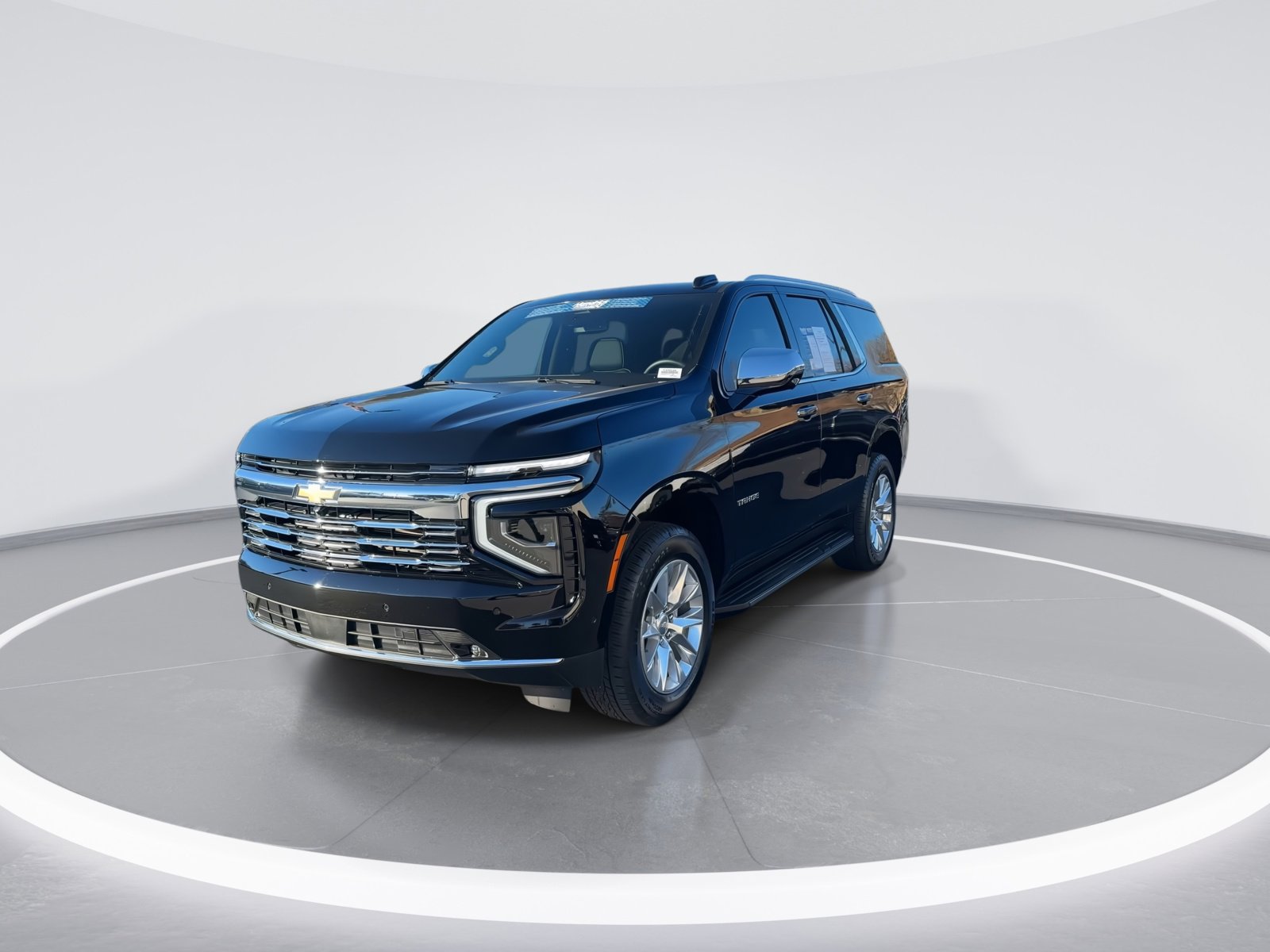 Used 2025 Chevrolet Tahoe Premier image 5
