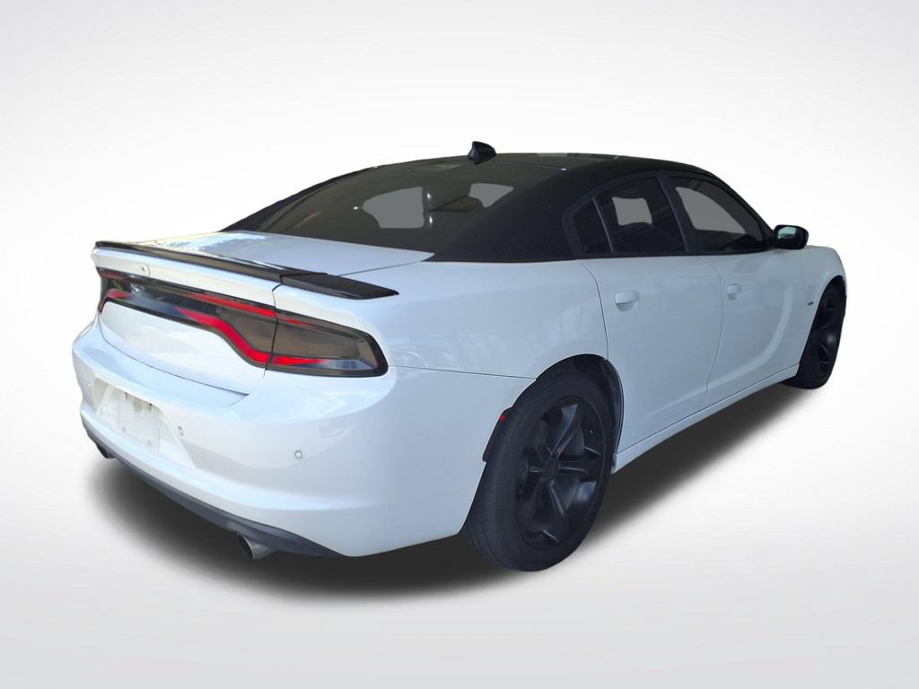 Used 2018 Dodge Charger R/T RWD image 7
