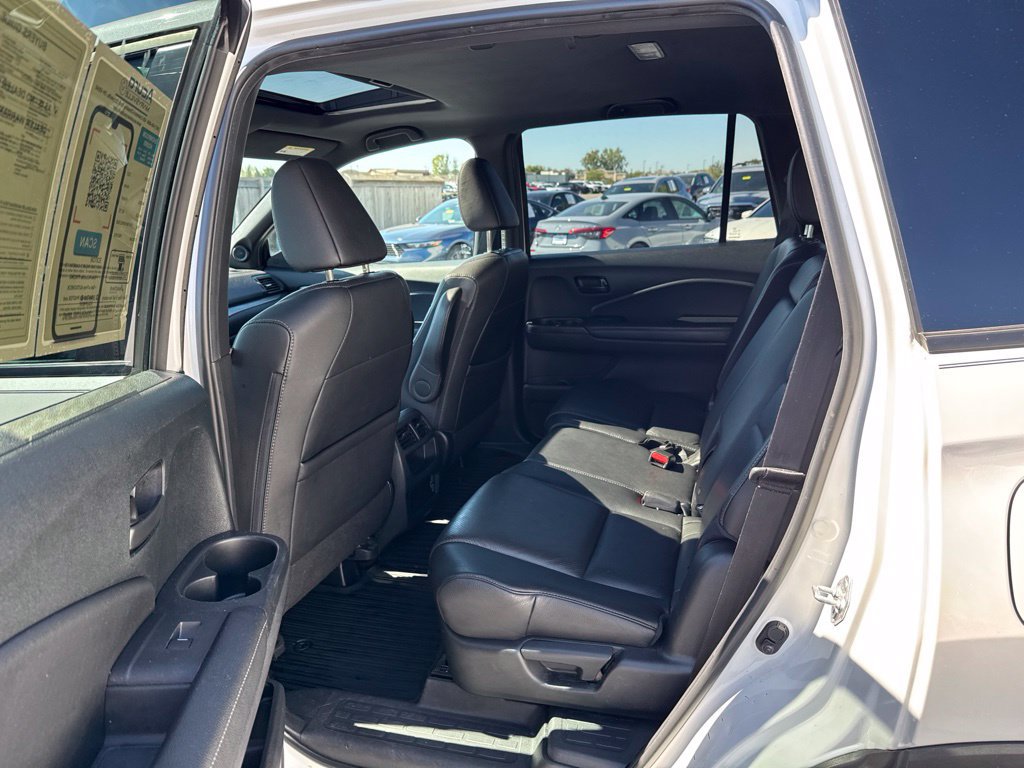 Used 2023 Honda Passport EX-L image 34
