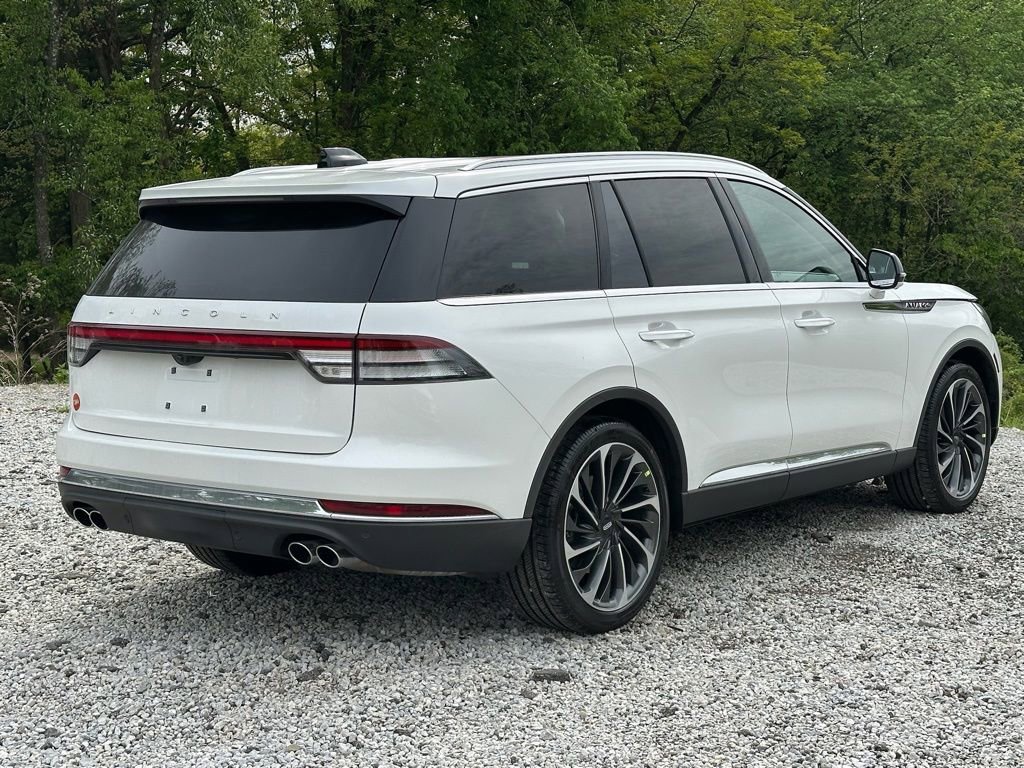 New 2026 Lincoln Aviator Reserve AWD/4WD image 32
