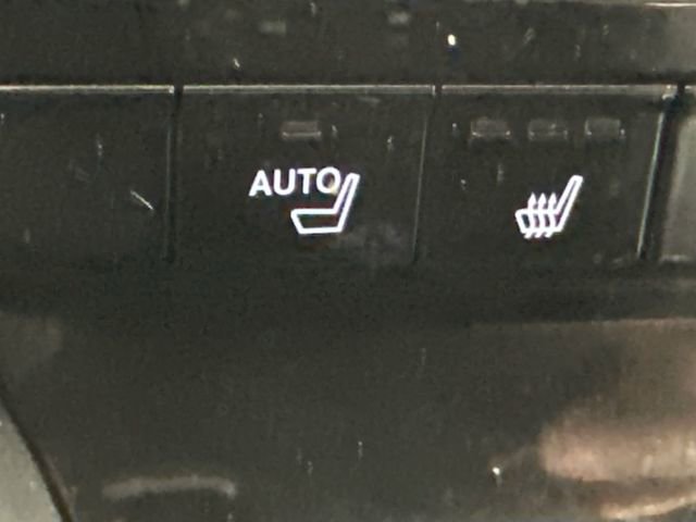 Used 2023 Acura MDX SH-AWD image 17