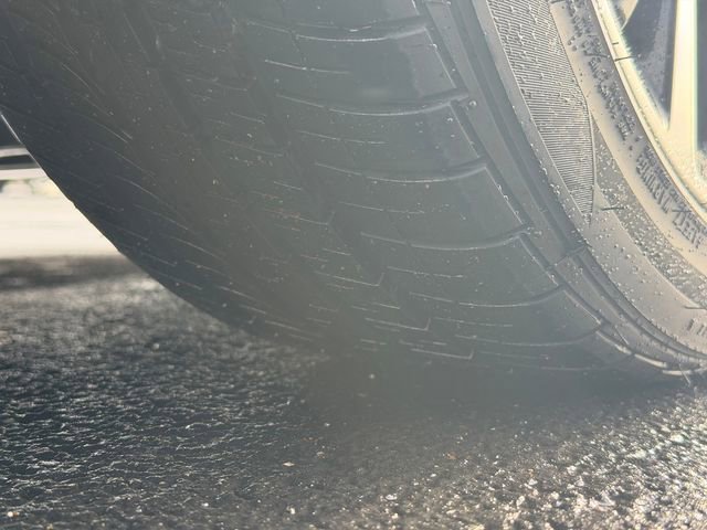 Used 2019 Chevrolet Cruze LT w/ Convenience Package image 13