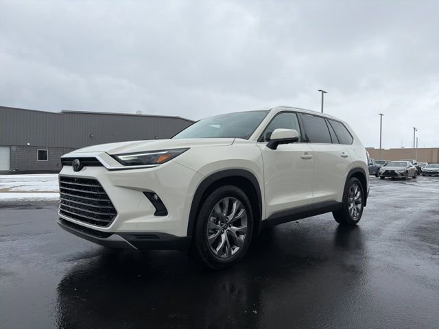 Certified 2024 Toyota Grand Highlander Limited image 3