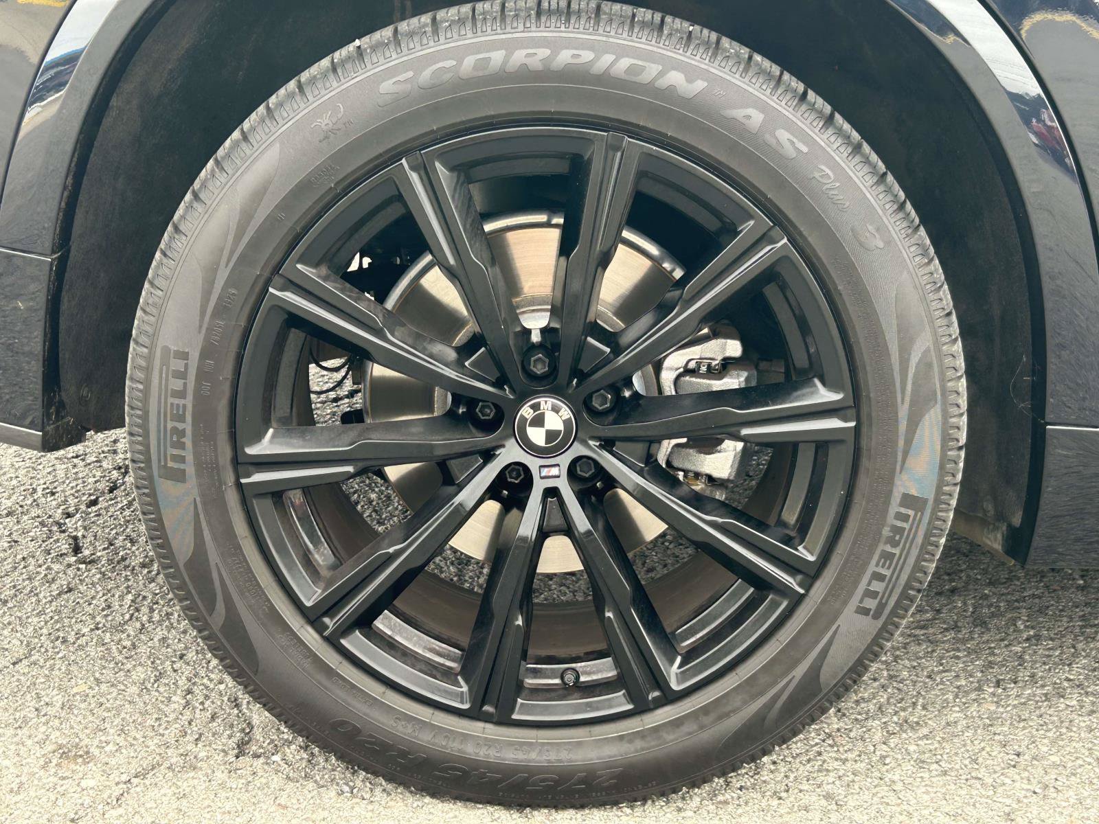 Used 2022 BMW X5 xDrive45e w/ M Sport Package AWD/4WD image 9