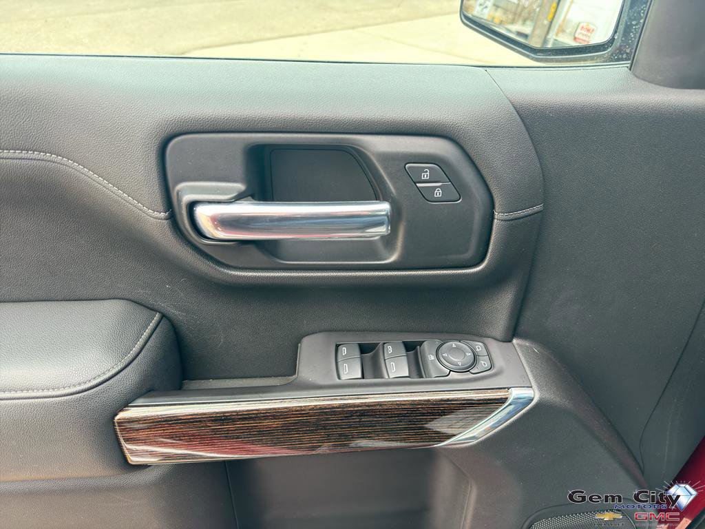 Used 2020 GMC Sierra 1500 SLE w/ SLE Value Package image 30