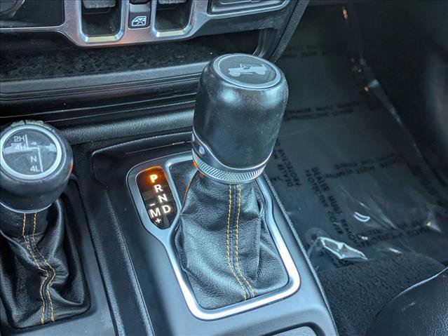 Used 2021 Jeep Wrangler Unlimited Sahara AWD/4WD image 12
