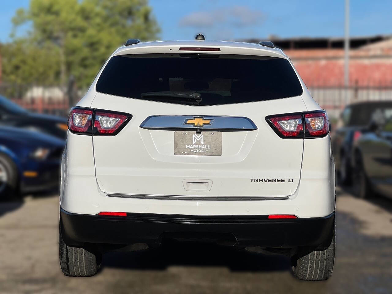 Used 2016 Chevrolet Traverse LT image 5