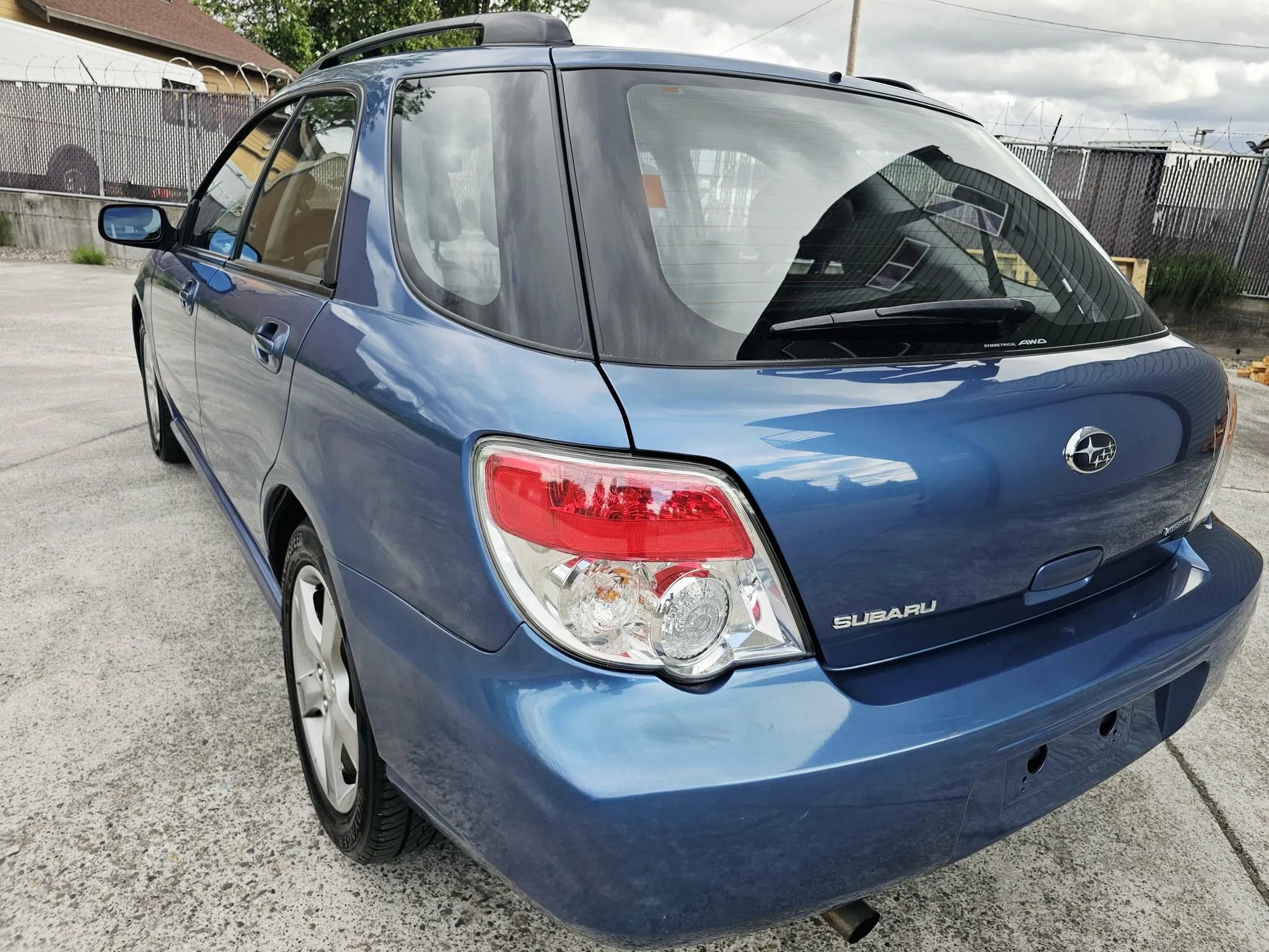 Used 2007 Subaru Impreza 2.5i image 3