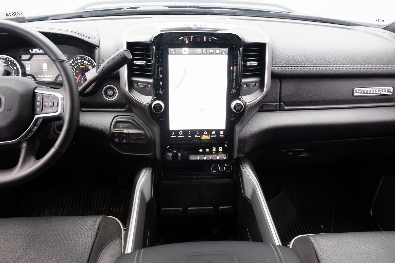 Used 2024 RAM 2500 Laramie w/ Night Edition image 20