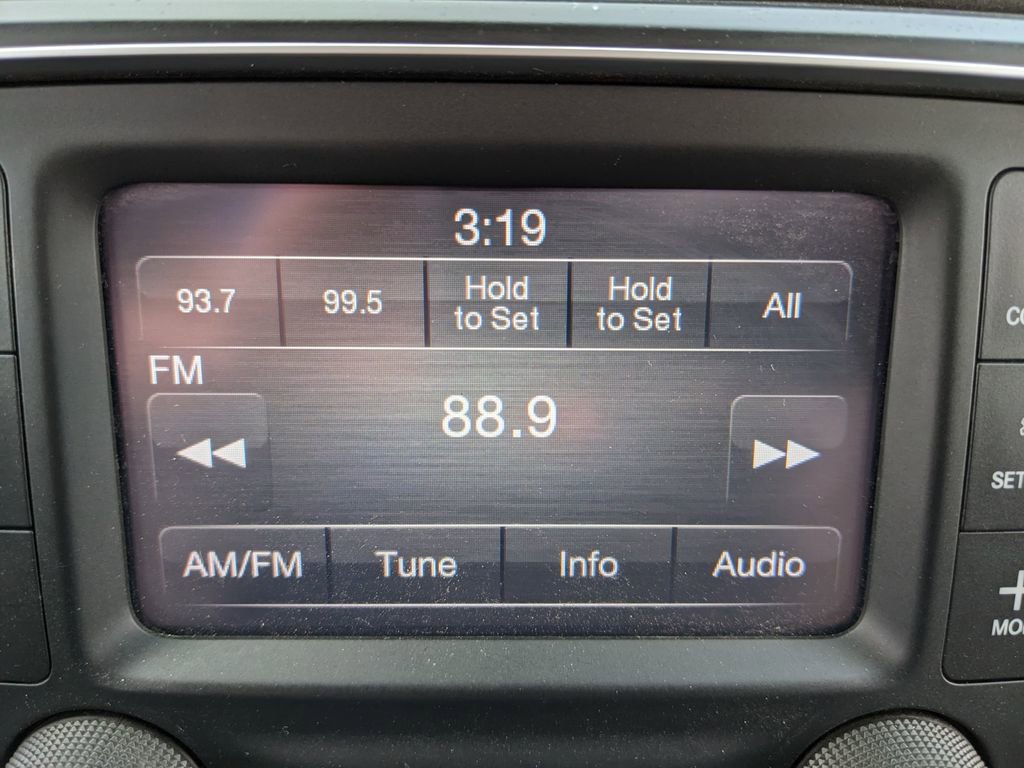 Used 2022 RAM 1500 Tradesman w/ Chrome Appearance Group AWD/4WD image 31