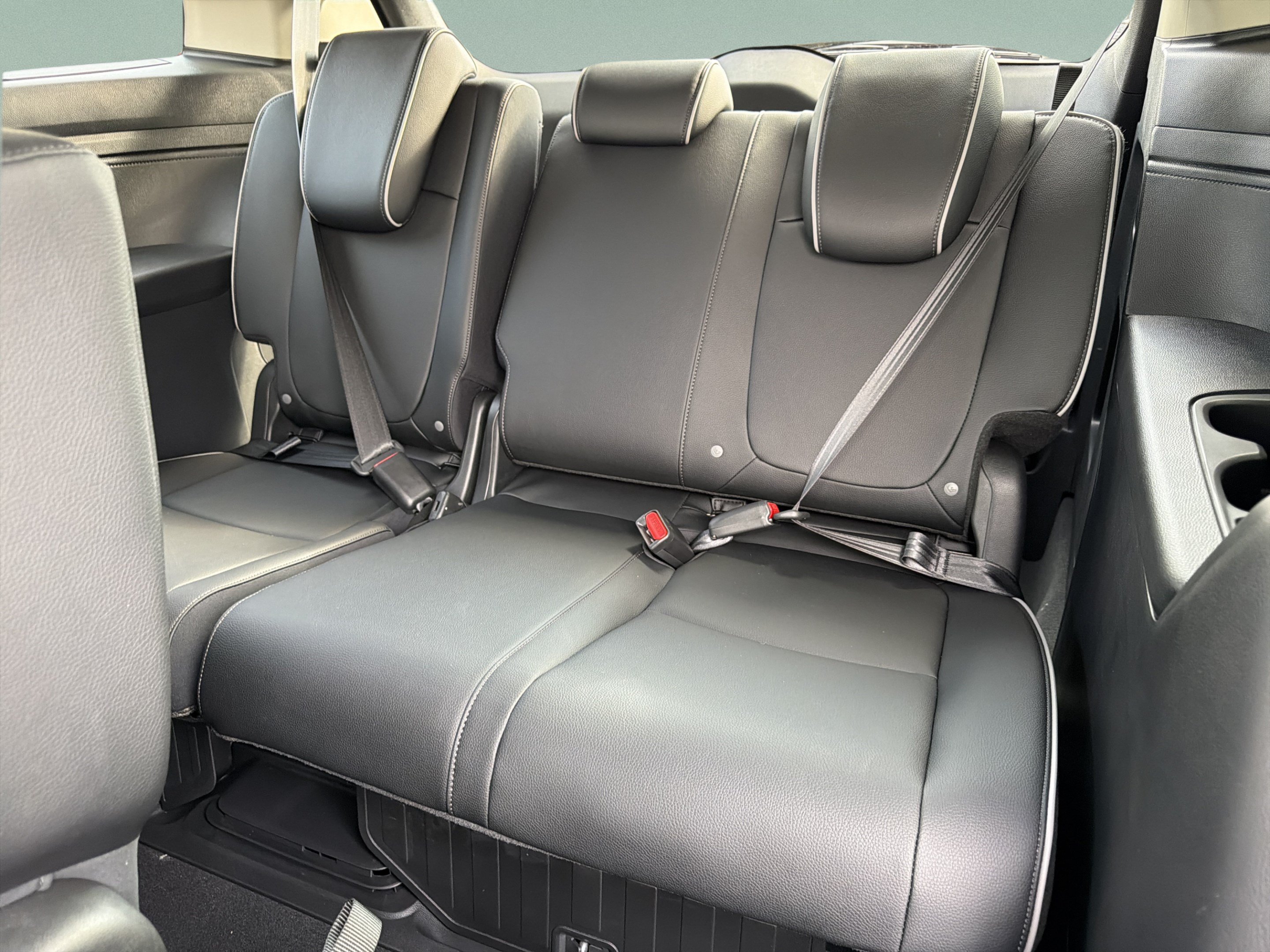 New 2026 Honda Odyssey Touring image 23