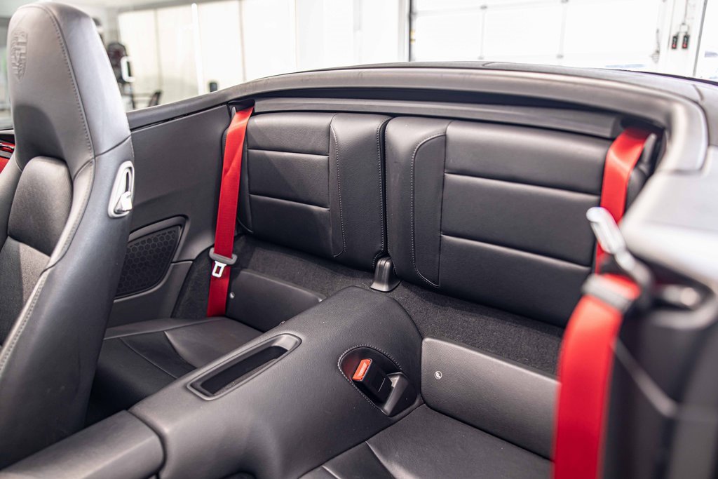 Used 2016 Porsche 911 Carrera Black Edition image 23