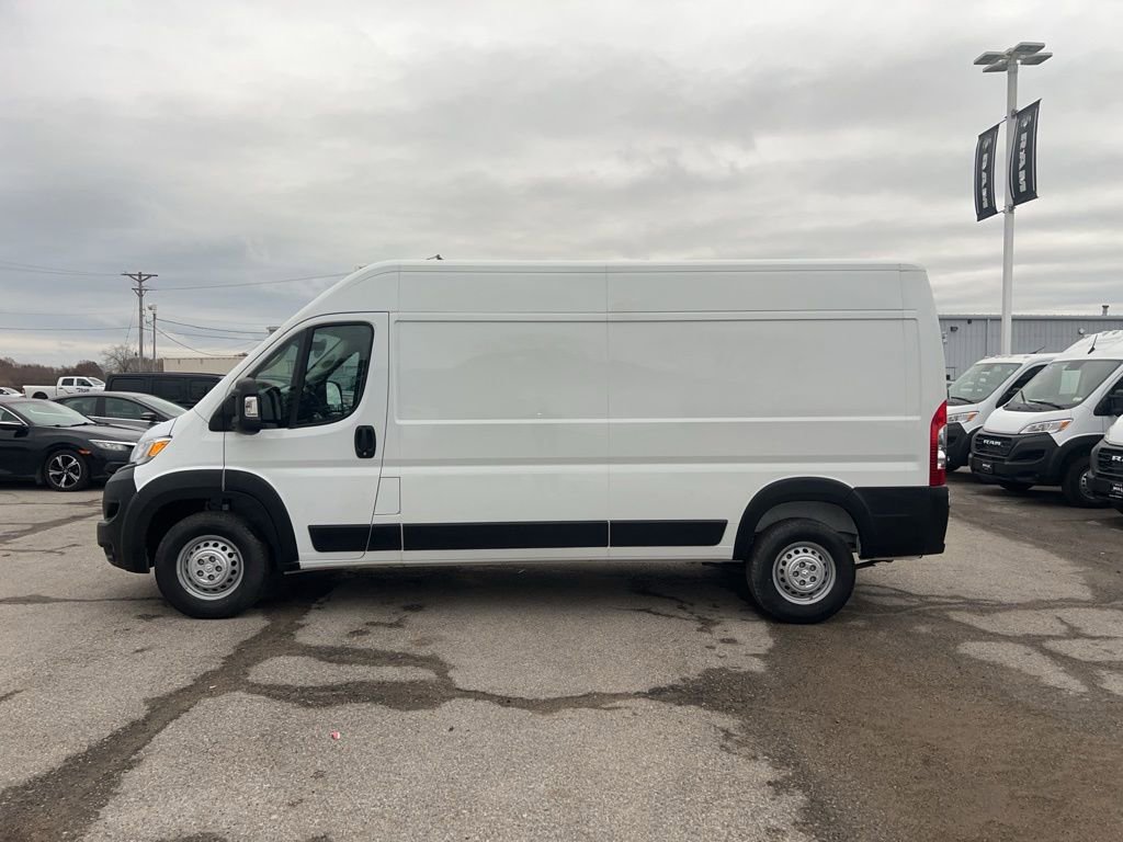 Used 2025 RAM ProMaster 2500 w/ Safety Group image 9