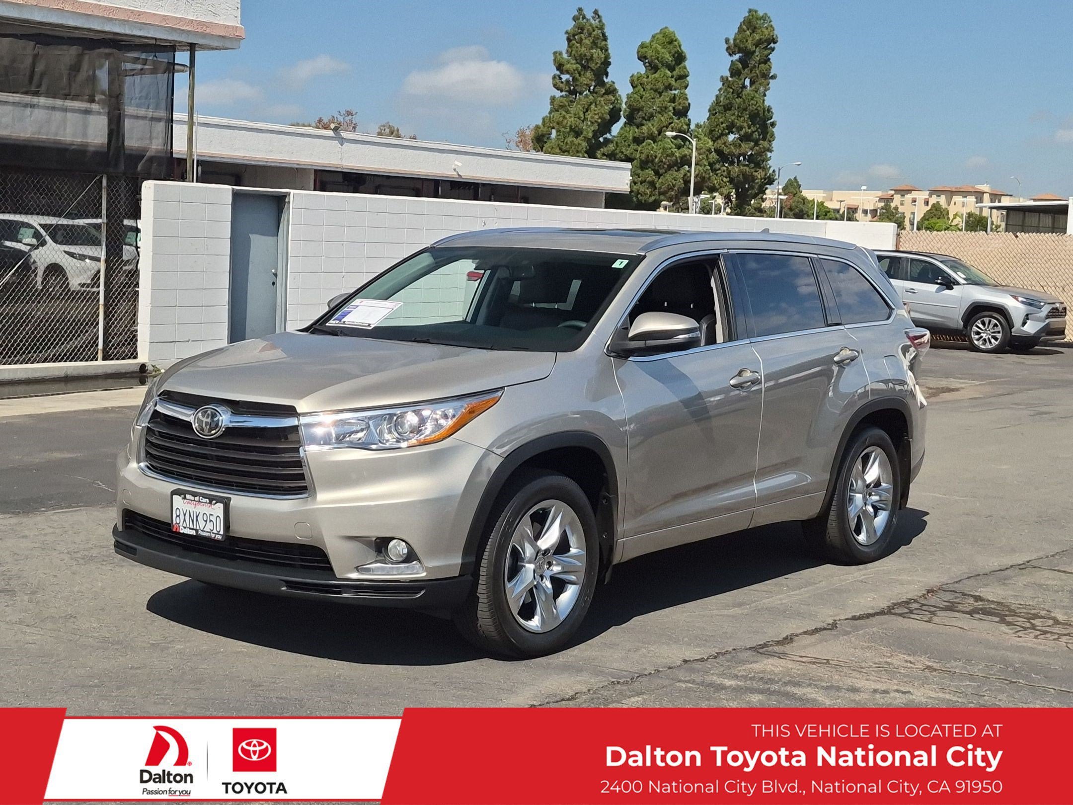 Used 2014 Toyota Highlander Limited w/ Driver Technology Package