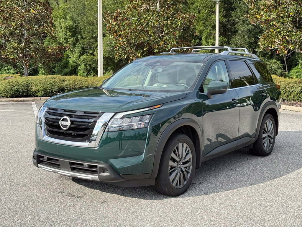 Used 2024 Nissan Pathfinder SL w/ SL Premium Package