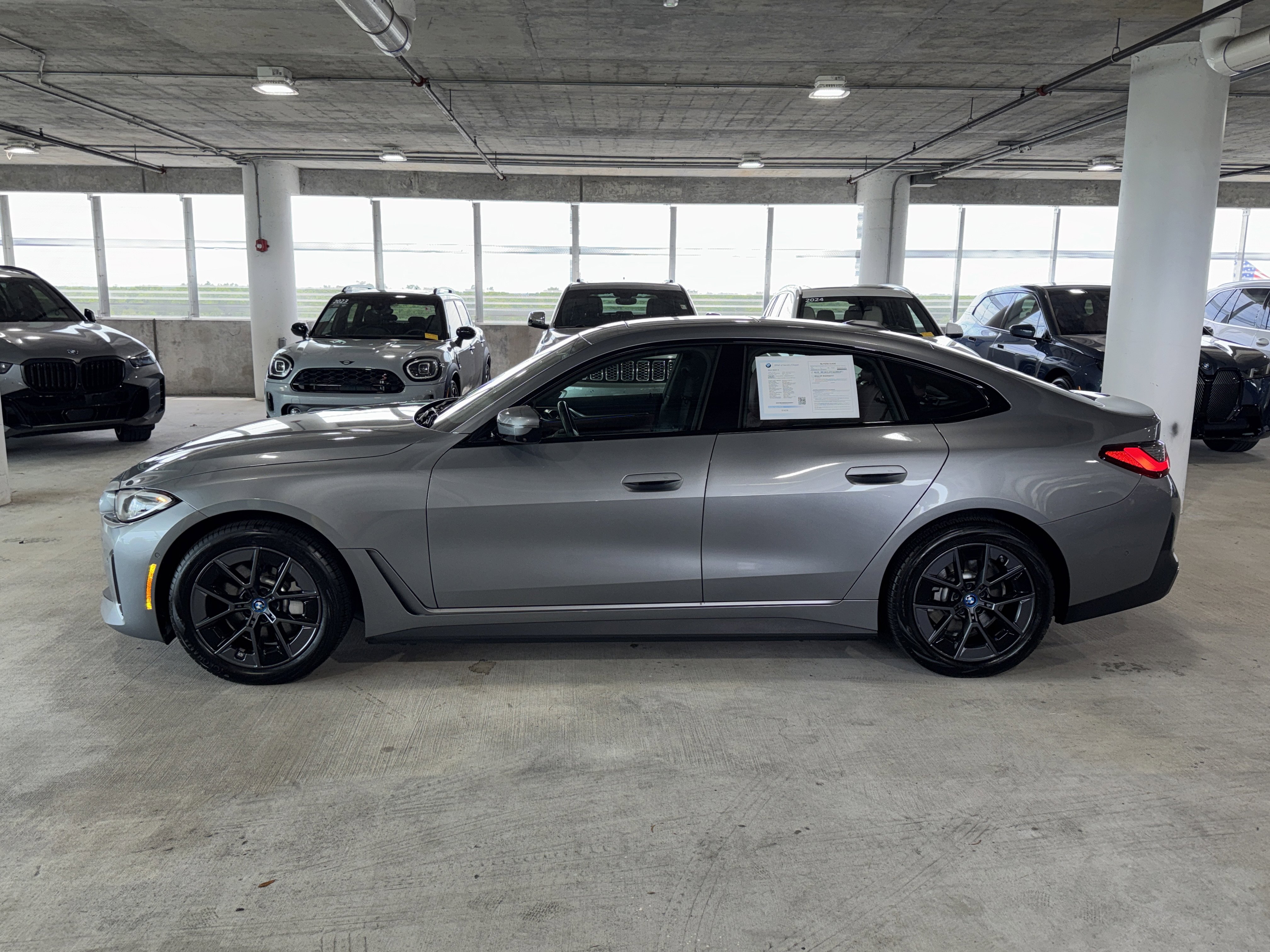 Used 2023 BMW i4 eDrive35 w/ Premium Package RWD image 5