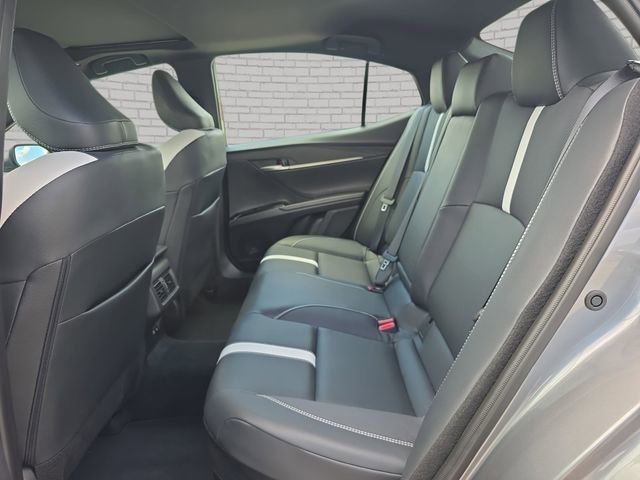 Used 2026 Toyota Camry SE w/ Convenience Package FWD image 14