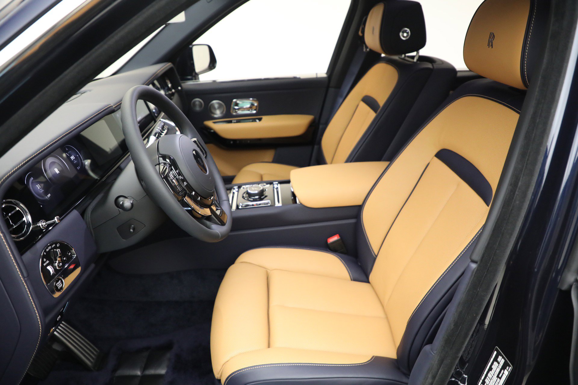 New 2026 Rolls-Royce Cullinan image 16