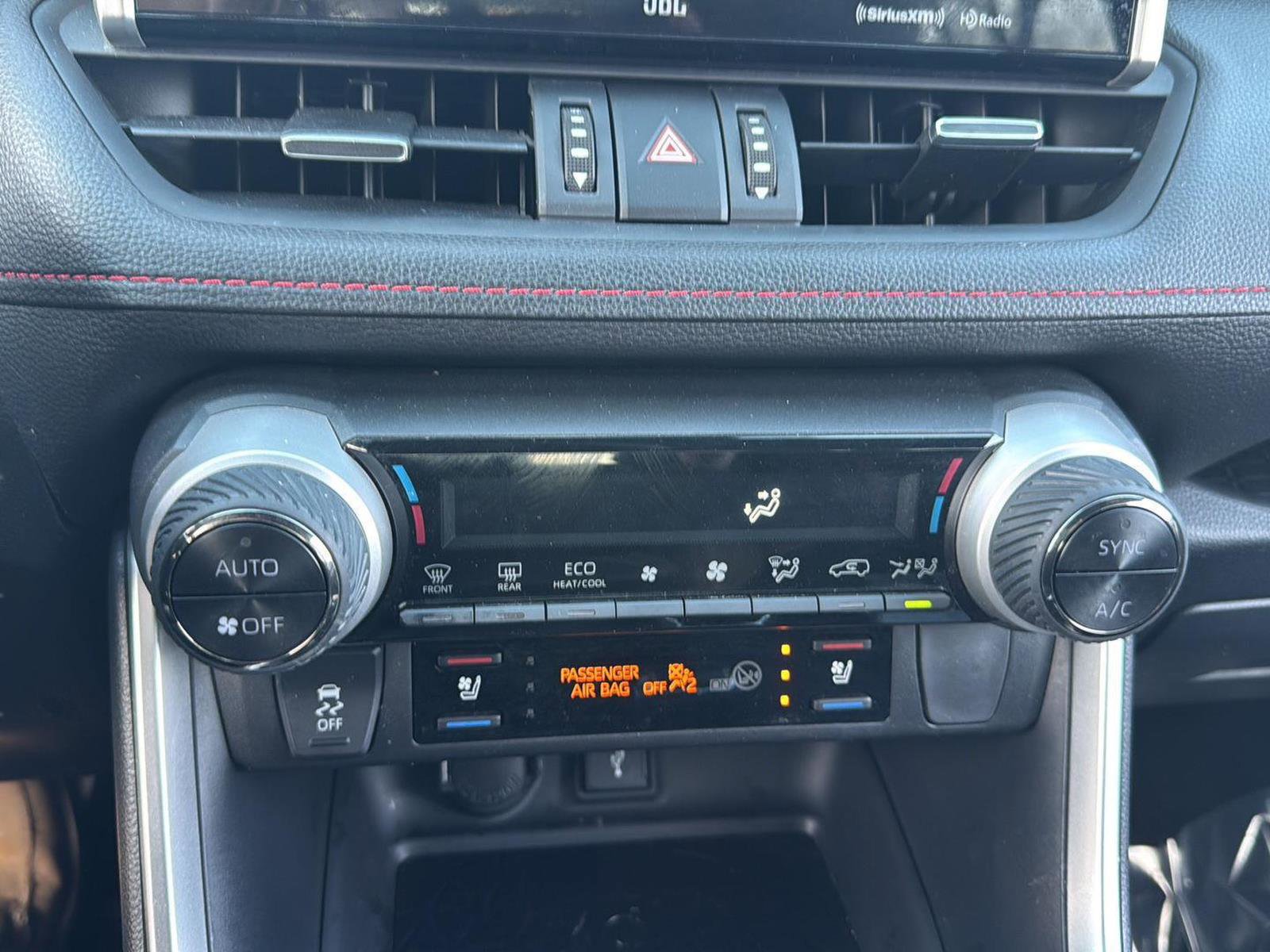 Used 2022 Toyota RAV4 XSE w/ Premium Package image 36