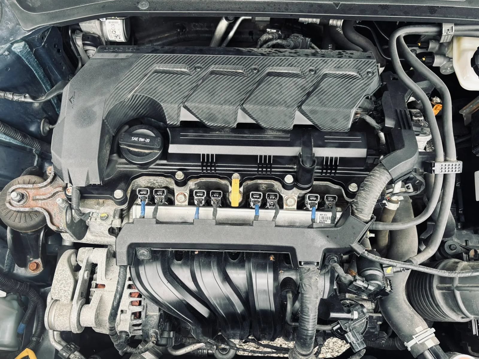 Used 2021 Hyundai Venue FWD image 3