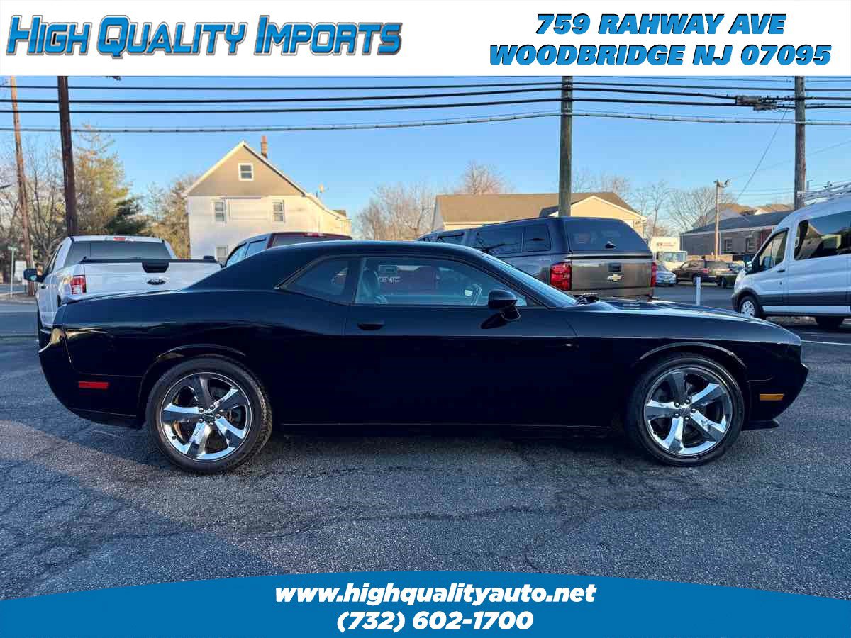 Used 2013 Dodge Challenger R/T Plus image 9