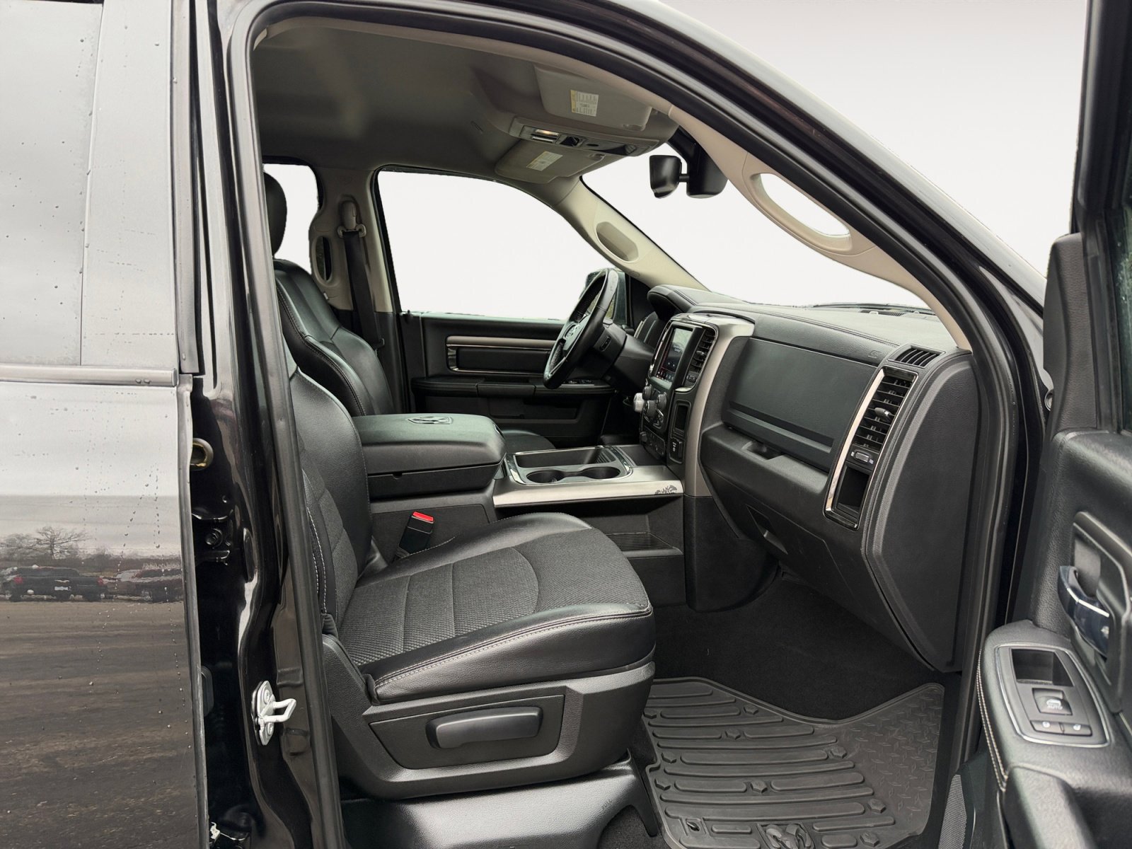 Used 2018 RAM 1500 Sport w/ Sport Premium Group image 15