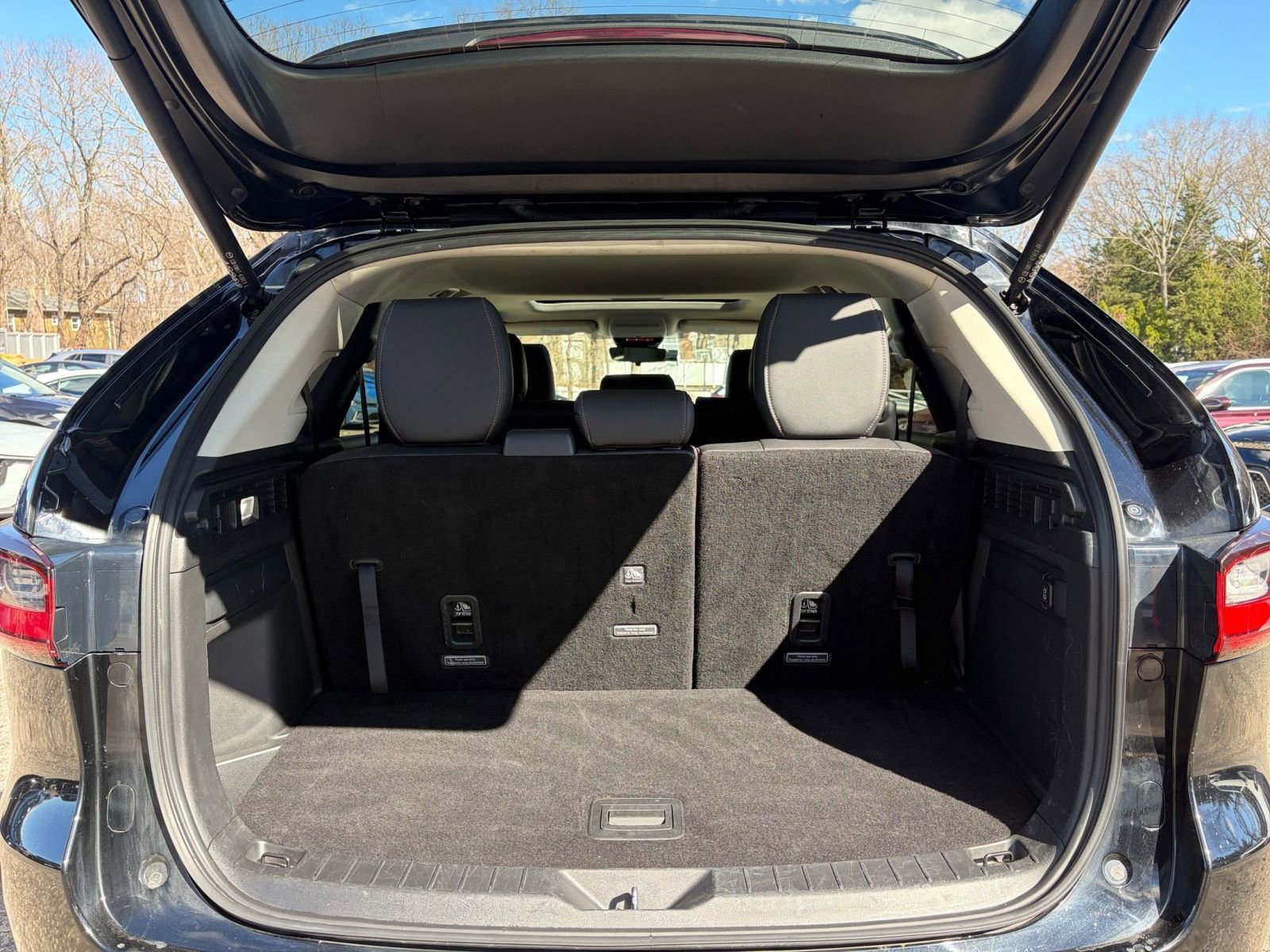 Used 2025 MAZDA CX-90 3.3 Turbo w/ Preferred Package image 34
