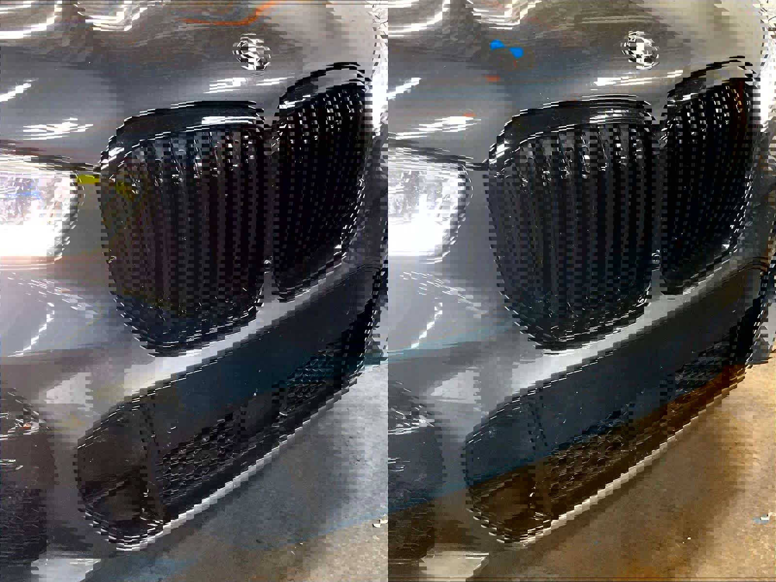 Used 2022 BMW X5 M50i w/ Executive Package image 31