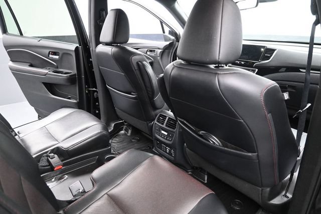 Certified 2020 Honda Pilot Black Edition image 12