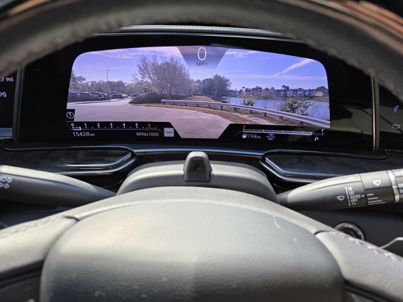 Used 2023 Cadillac Escalade Premium Luxury image 14