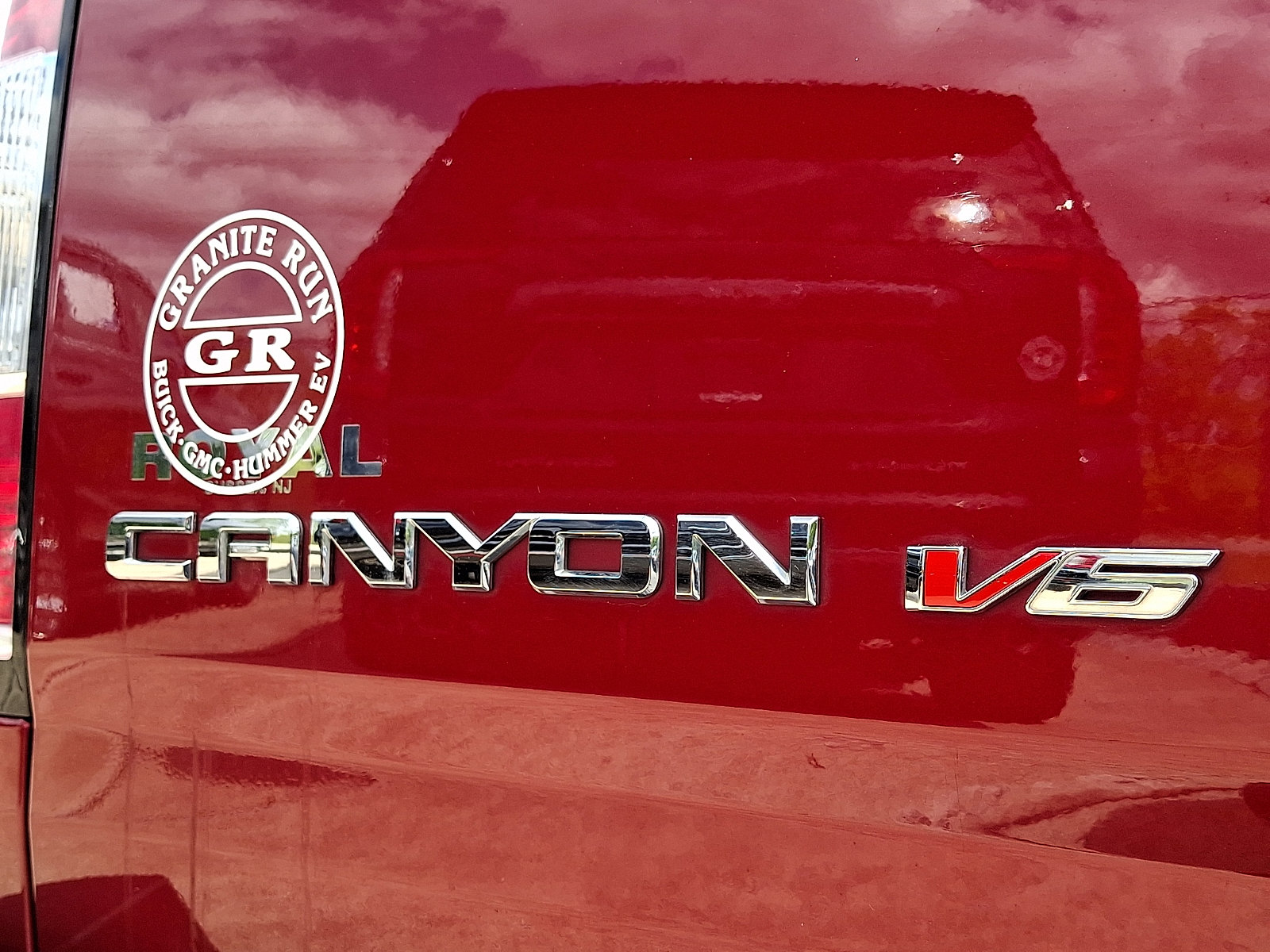Used 2020 GMC Canyon SLT w/ Driver Alert Package AWD/4WD image 29