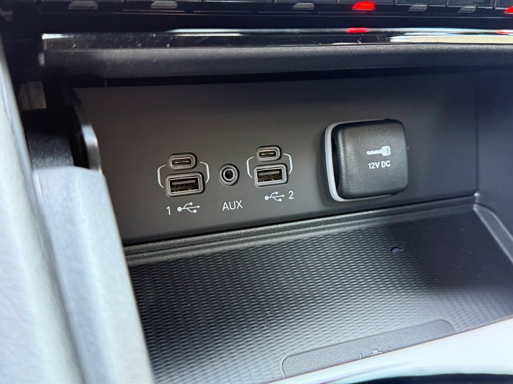 New 2026 Jeep Grand Cherokee Laredo X AWD/4WD image 24