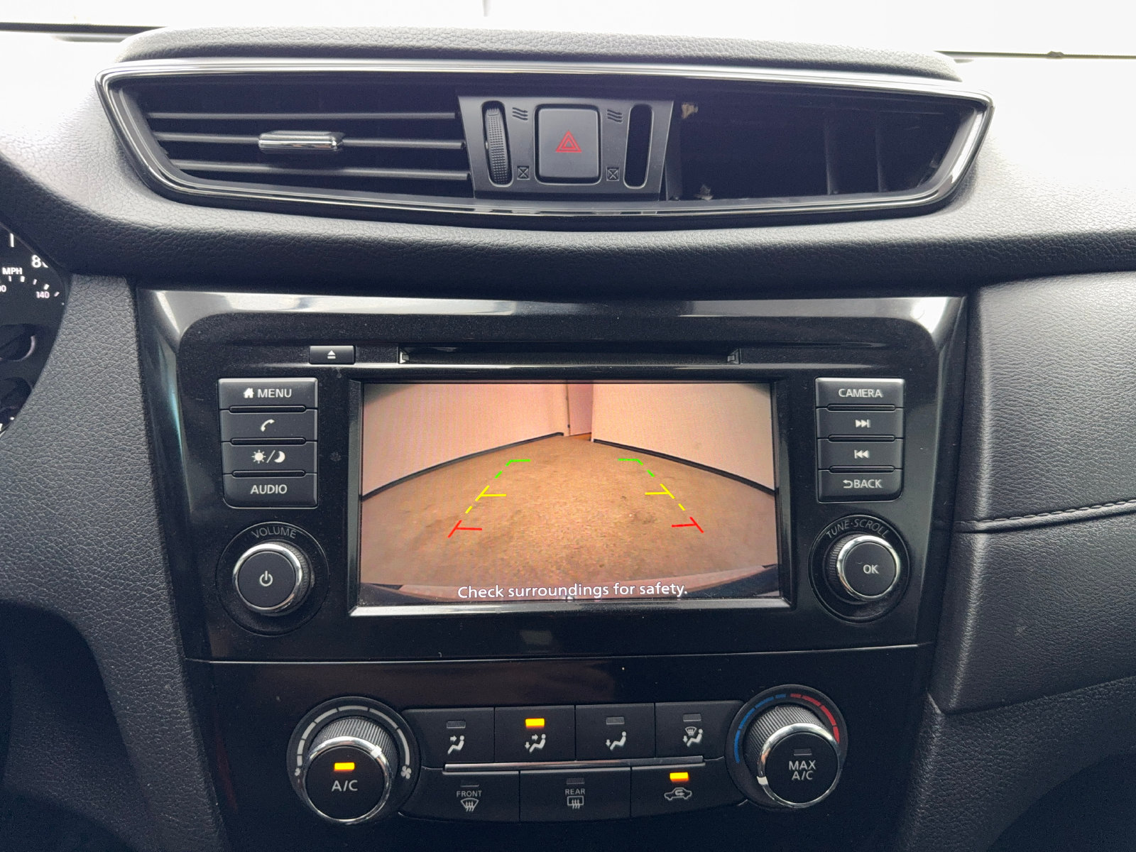 Used 2020 Nissan Rogue S w/ Special Edition Package FWD image 28